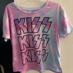 tye dye kiss crop top